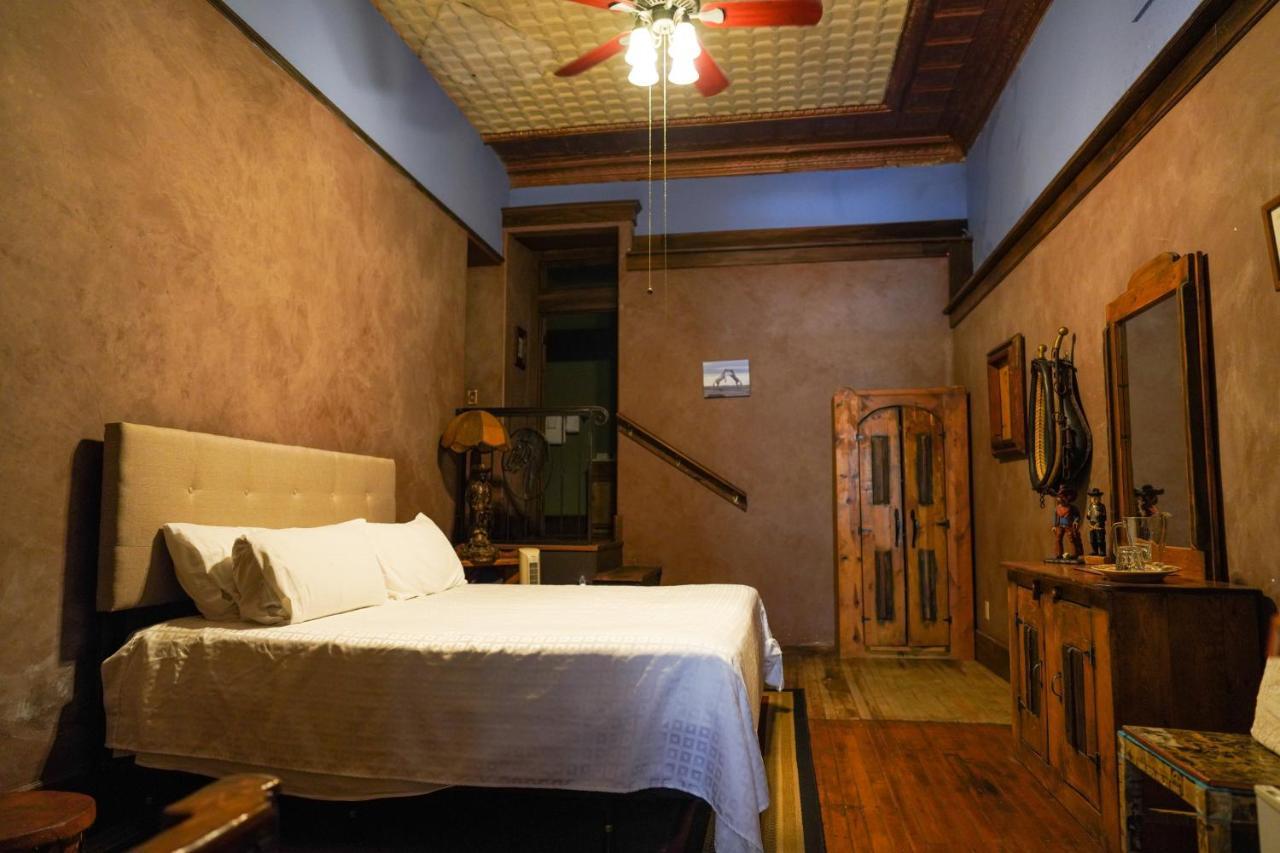 Bisbee Grand Hotel Экстерьер фото