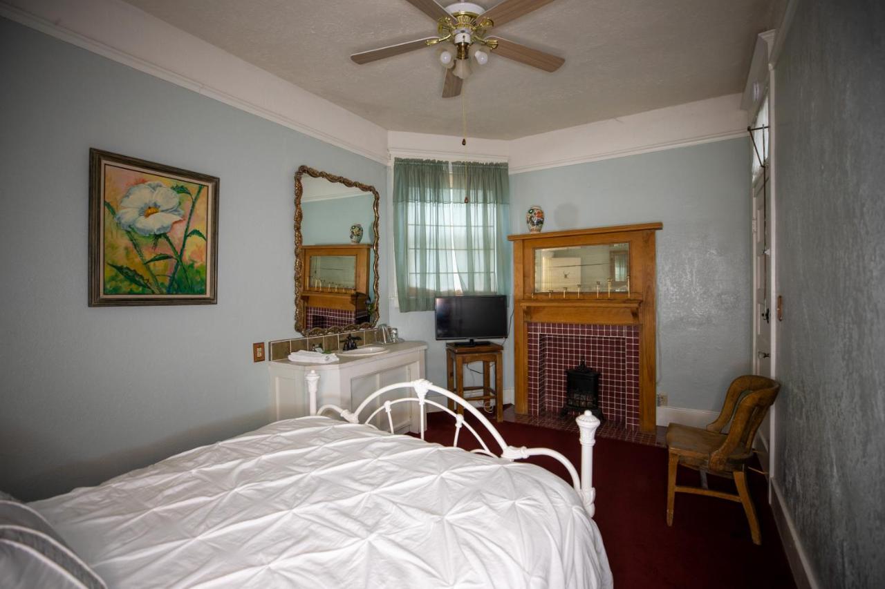 Bisbee Grand Hotel Экстерьер фото