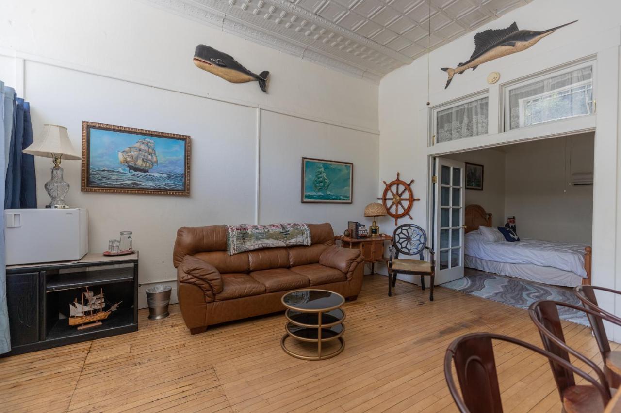 Bisbee Grand Hotel Экстерьер фото