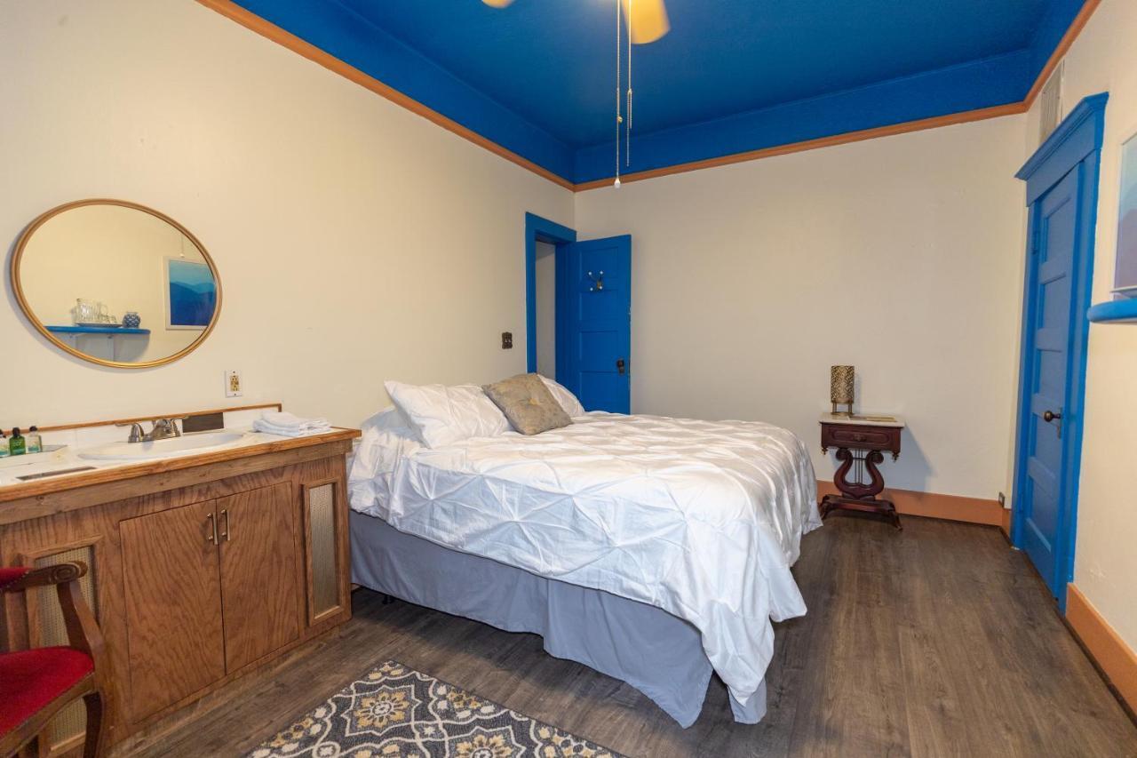 Bisbee Grand Hotel Экстерьер фото